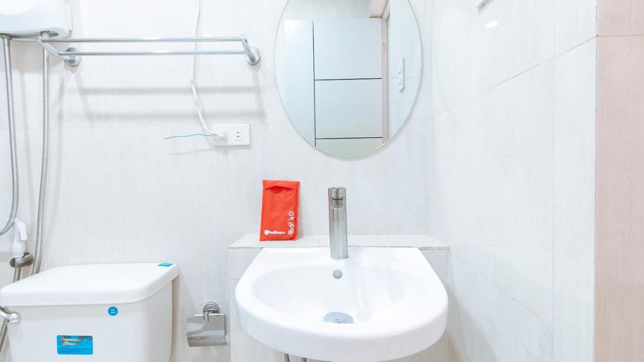 Reddoorz Near Sm Bicutan Hotel Paranaque City Exterior photo